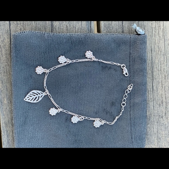 Bracelets - Picture 2 of 2